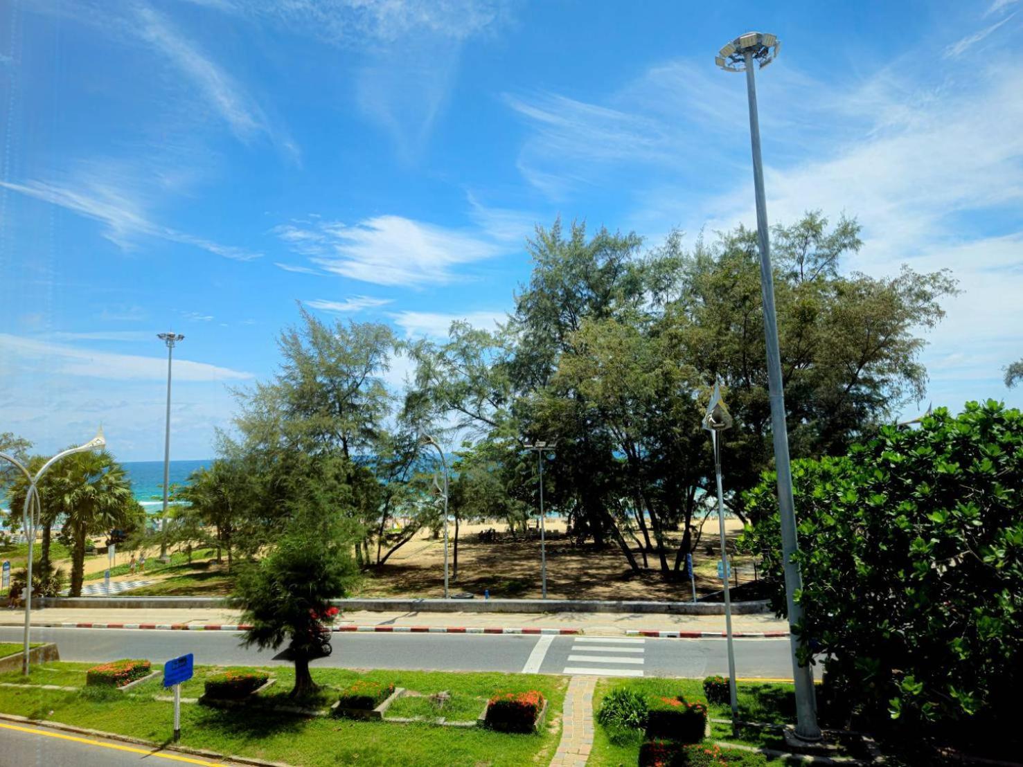 Fishtail Hostel Phuket Karon Exterior photo