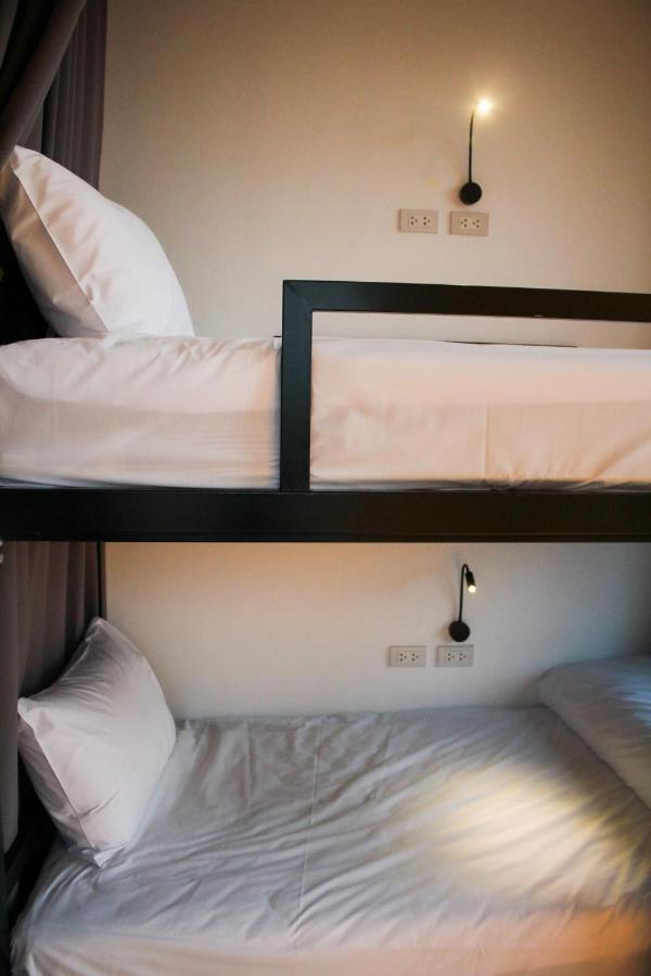 Fishtail Hostel Phuket Karon Exterior photo